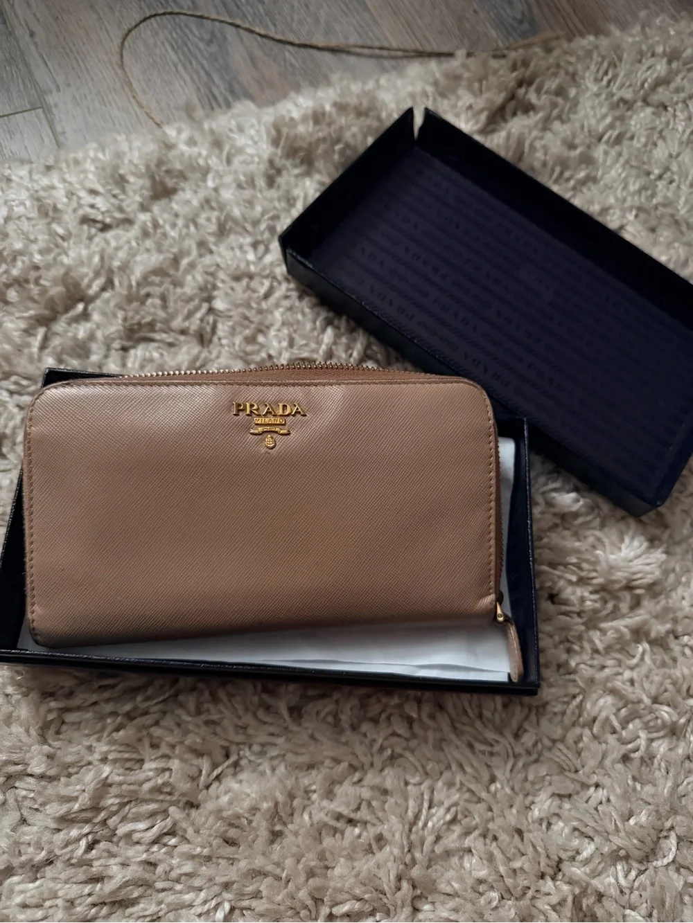 Prada Wallet blush pink nude